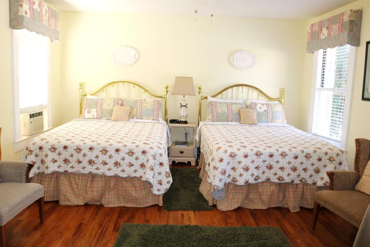 Echo Mountain Inn เฮนเดอร์สันวิลล์ ภายนอก รูปภาพ