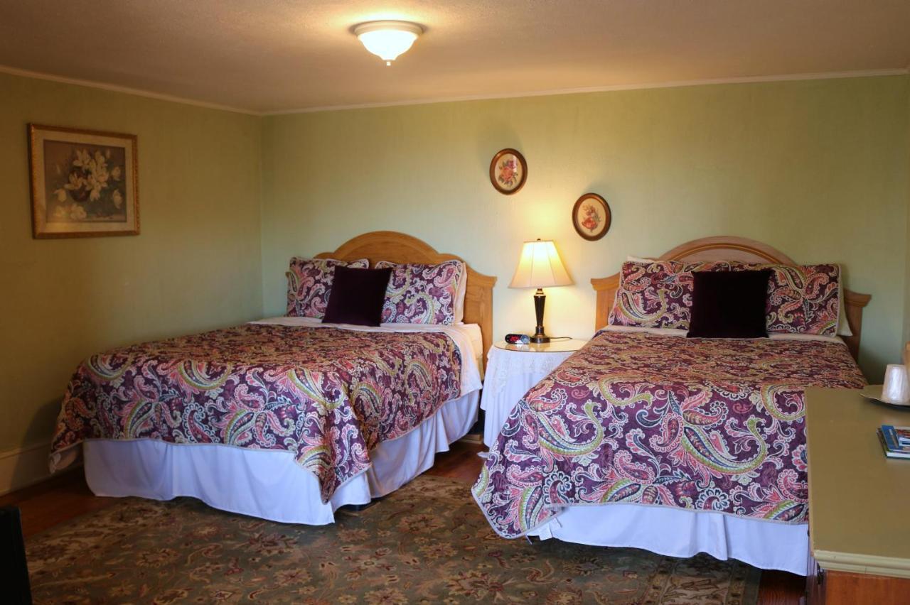 Echo Mountain Inn เฮนเดอร์สันวิลล์ ภายนอก รูปภาพ